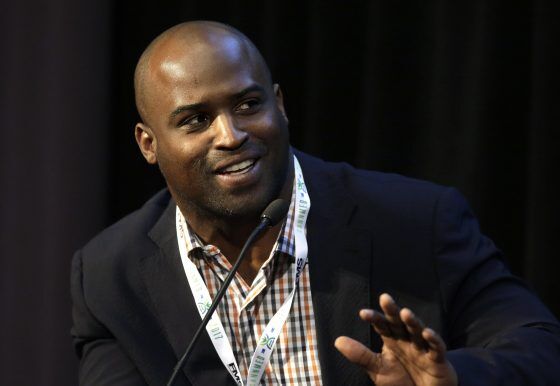 Medible review ricky williams is throwing a byow super bowl party to celebrate california legalization